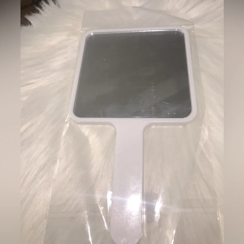 🔴 4/$15 New “Baby It’s Cold Outside” handheld square mirror